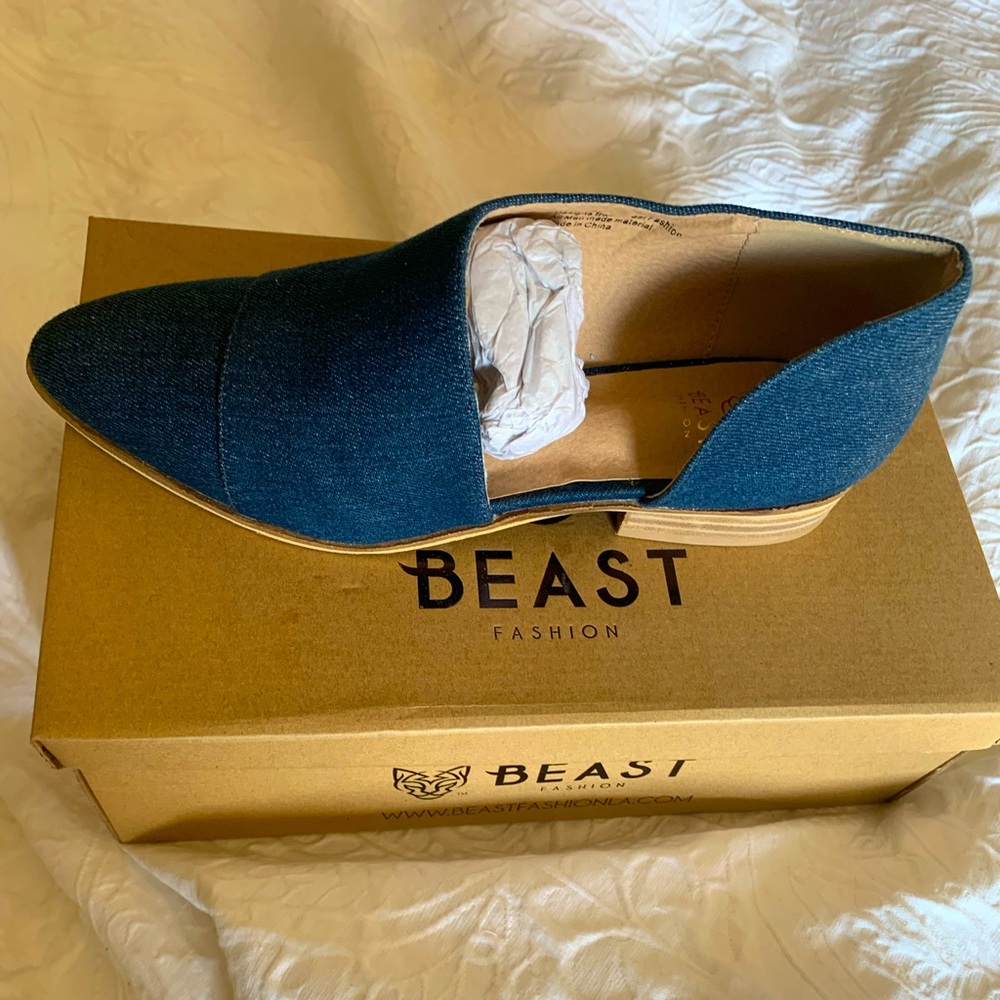 Size 9 Brand new Beast denim shoes